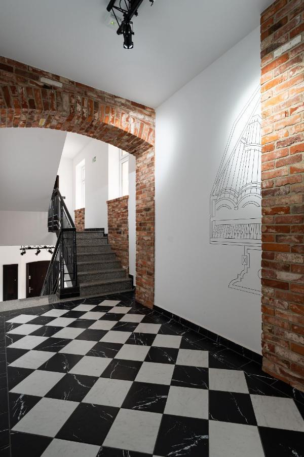 Apartament Inspirujacy - Z Prywatnym Monitorowanym Parkingiem - 4 Osobowy - Space Apart Jelenia Gora Exterior photo